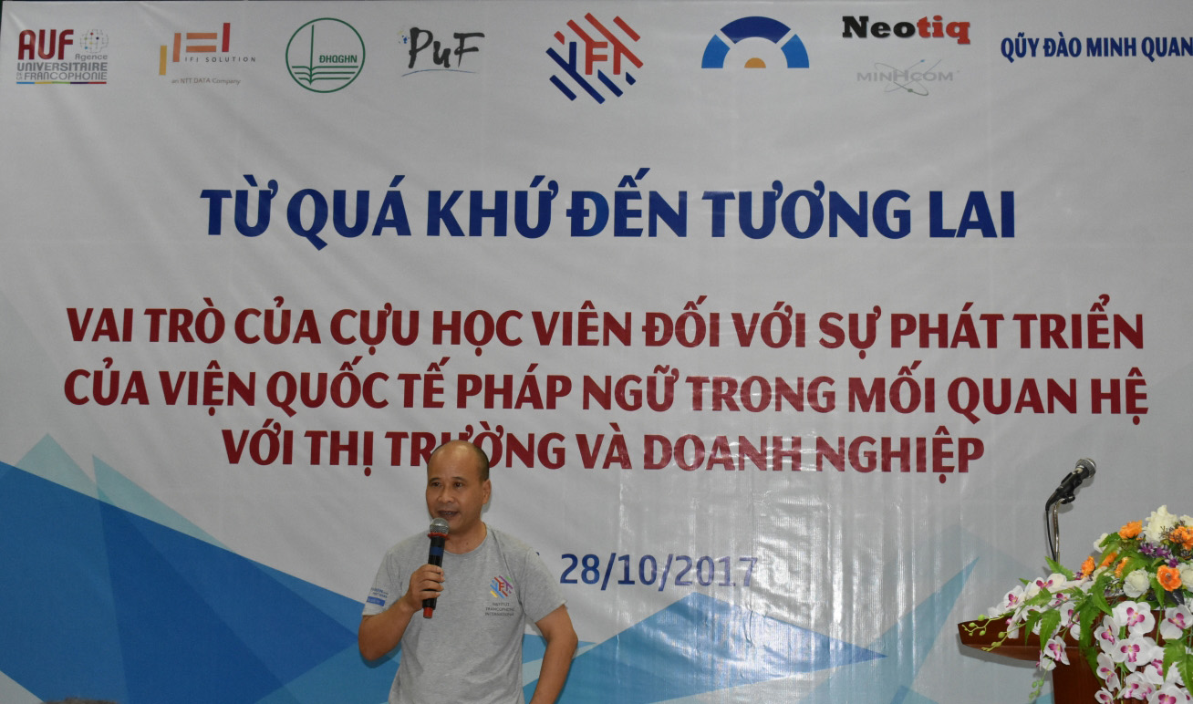 TS Ngô Tự Lập khai mạc diễn đàn