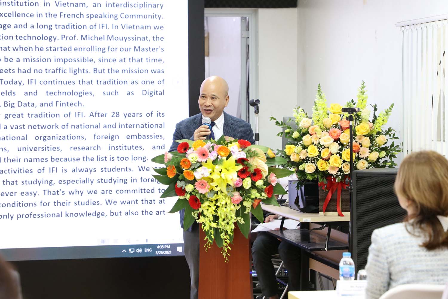 M. Ngô Tự Lập prononce son discours 